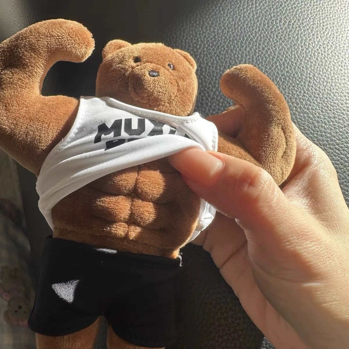 Cute Muscle Bear Keychain Funn - огляд і ціна Health Wellness Gifts